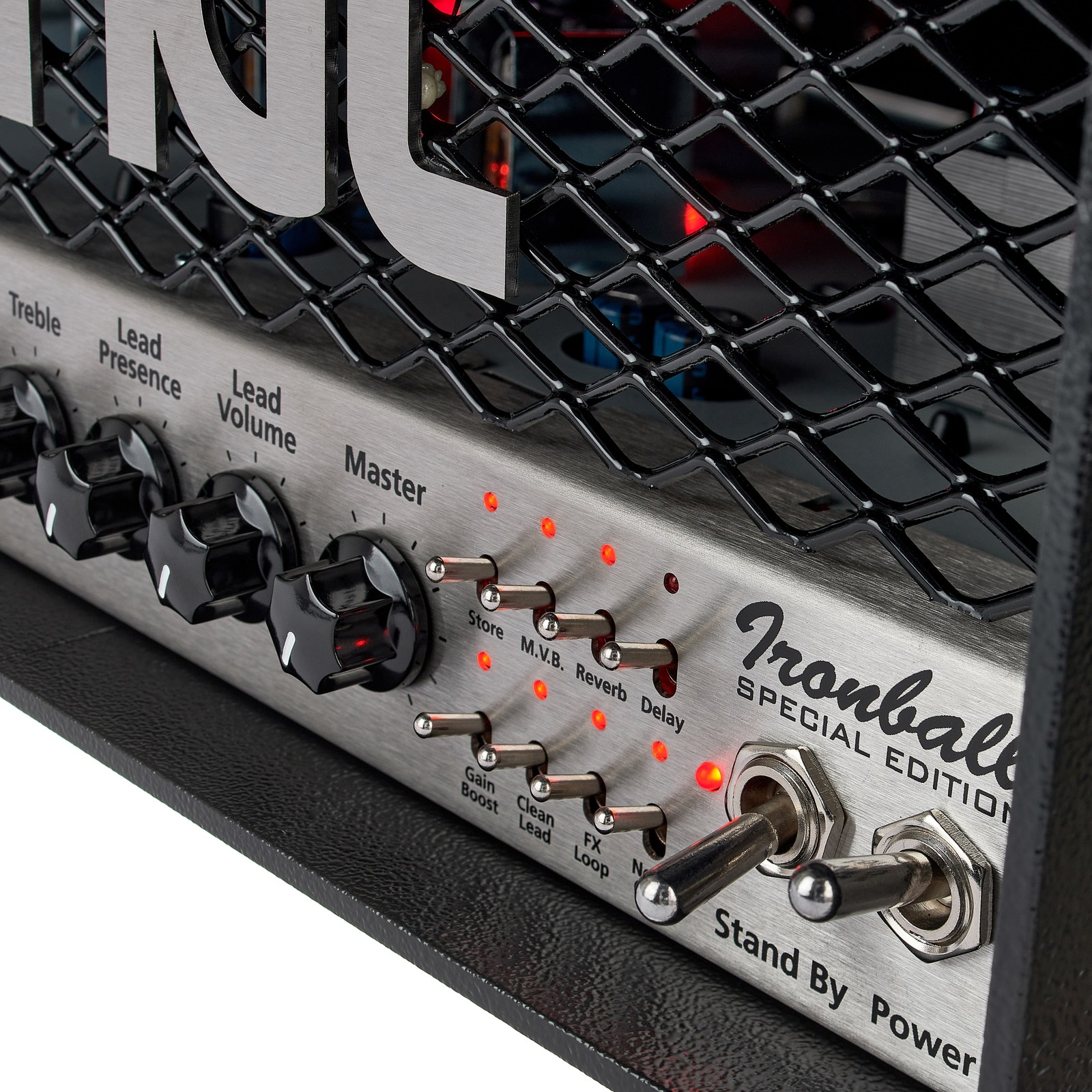 Schalter und Regler am Engl E606 Ironball Head 20 SE Röhrentopteil für E-Gitarre