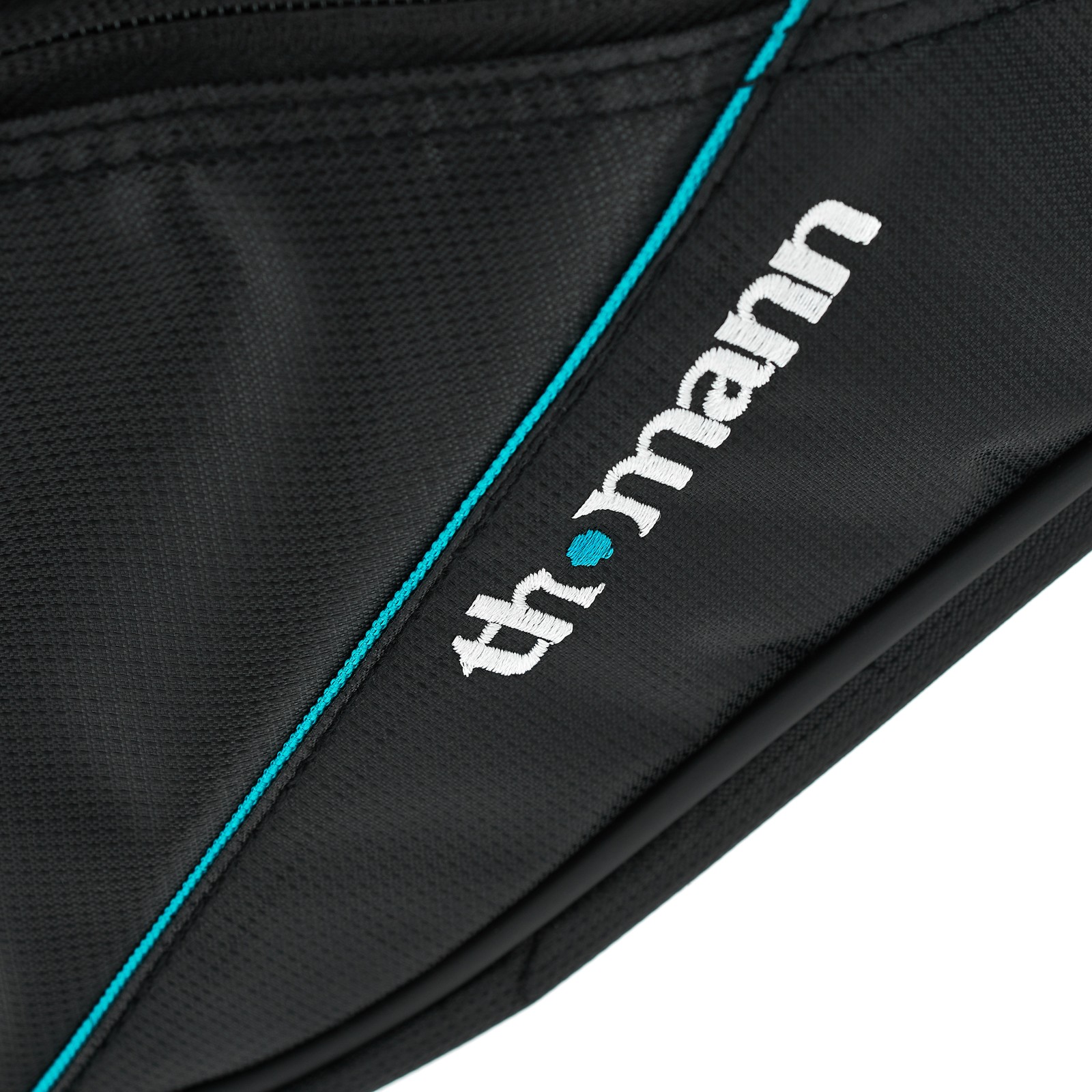 Herstellerlogo auf Thomann Voyager Gigbag