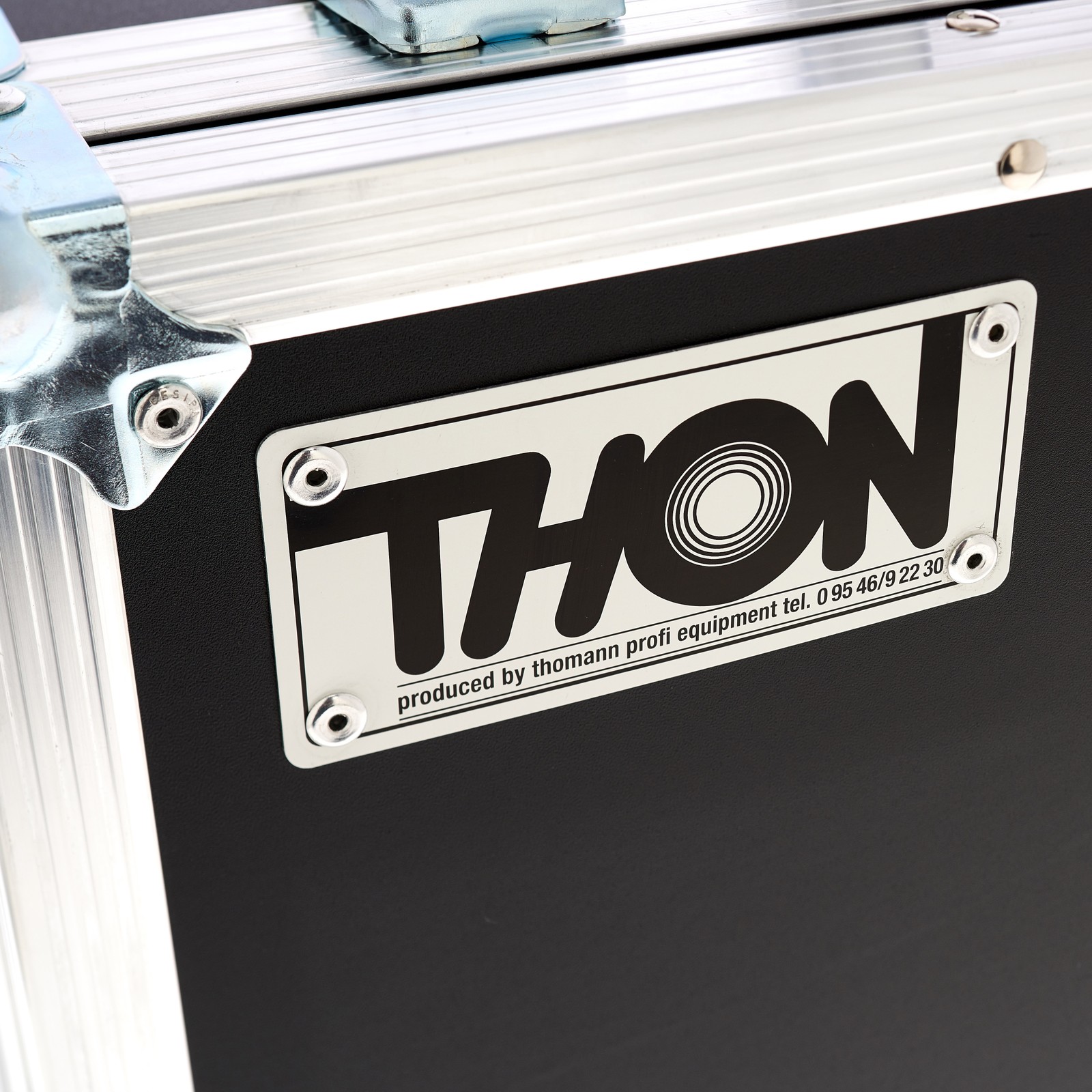 Herstellerlogo des Thon WHISKEY Case