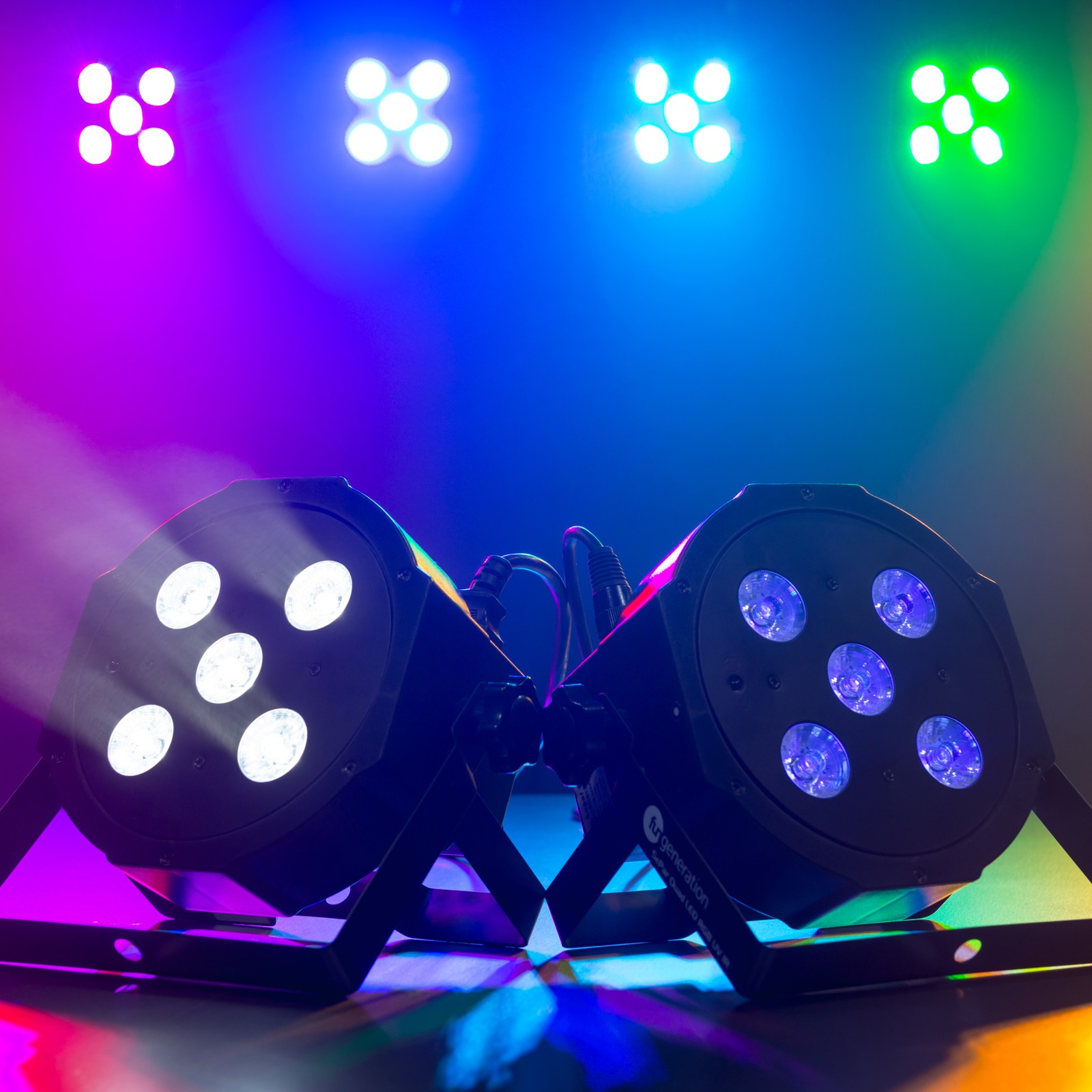 Fun Generation SePar Quad LED RGBW IR Bundle, Lichtbeispiel