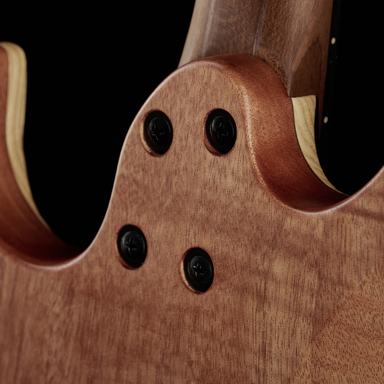 Cort KX700 Evertune Halsübergang