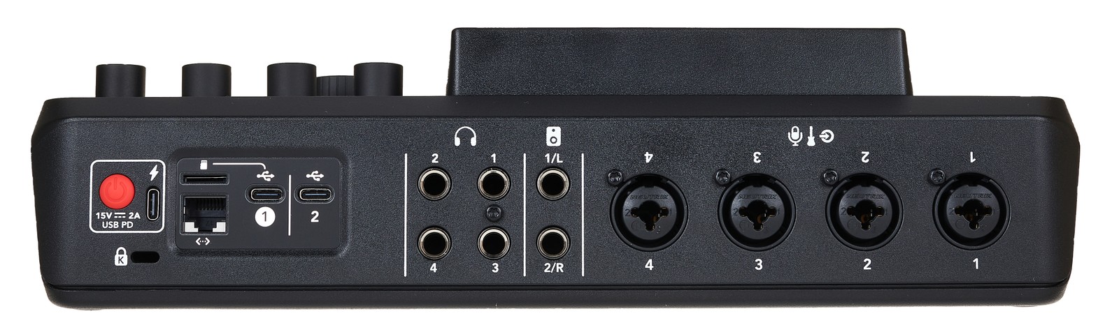 Rückseite mit Anschlüssen des Rode Rodecaster Pro II Audio Production Studio