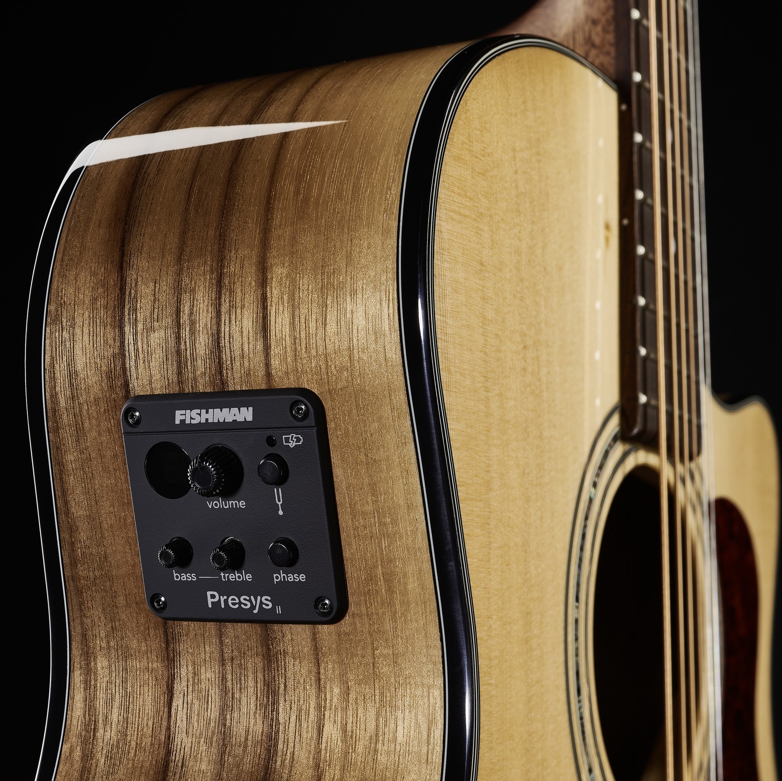 Détail du Harley Benton Baritone CLG-414BCE NT Guitare baryton électro-acoustique