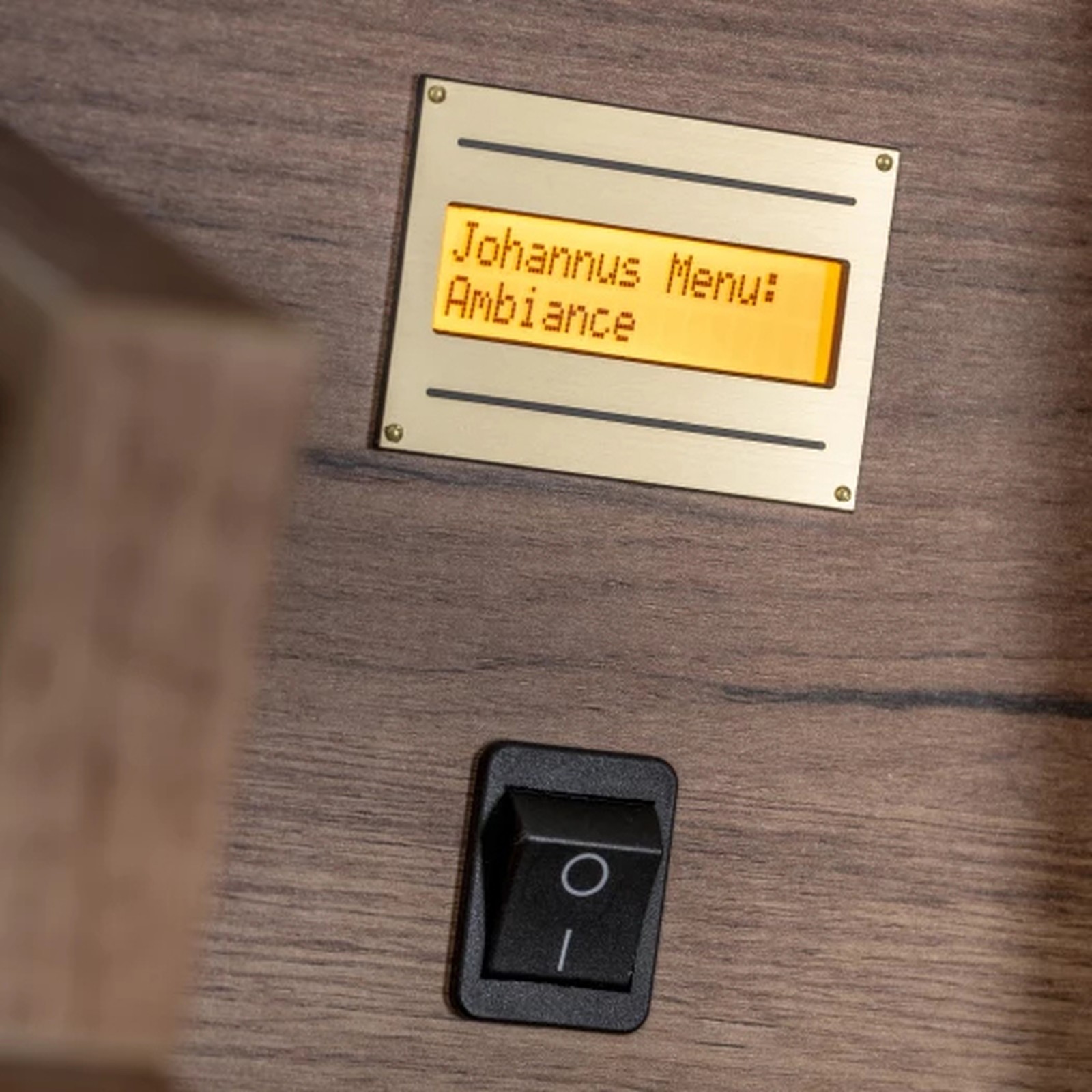 Display der Johannus Studio 260 Nautilus Teak Hausorgel