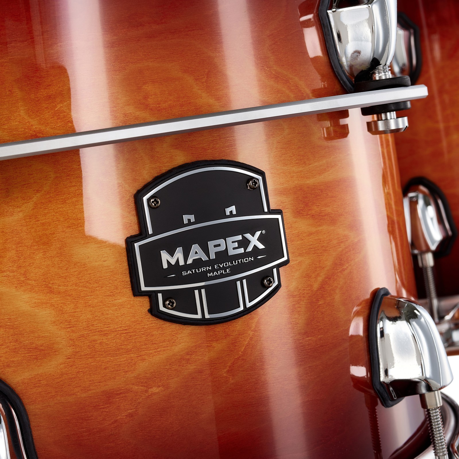 Mapex Saturn Evolution Exotic Maple Racktom mit Herstellerlogo