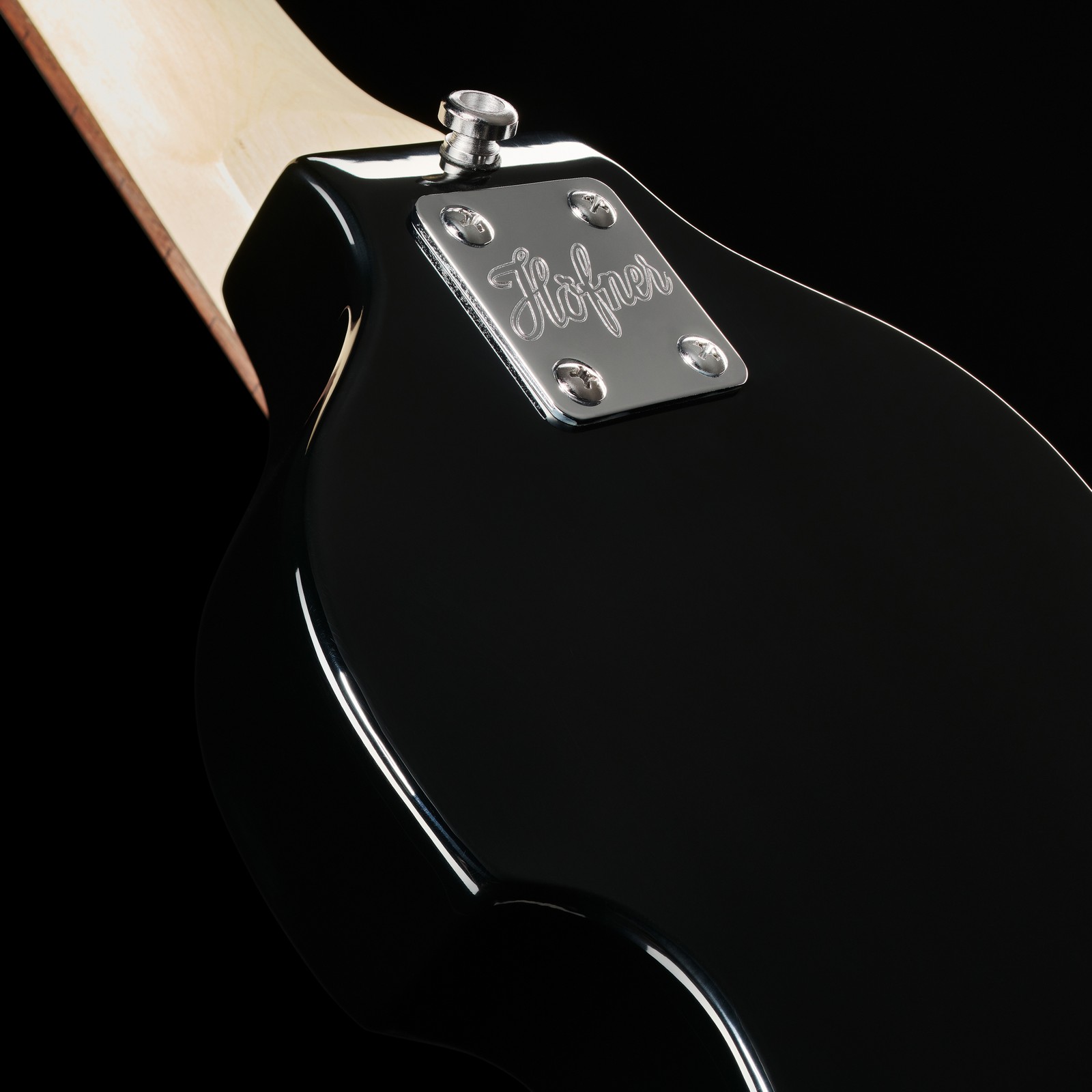 Höfner Shorty Violin Bass mahogany body with maple neck