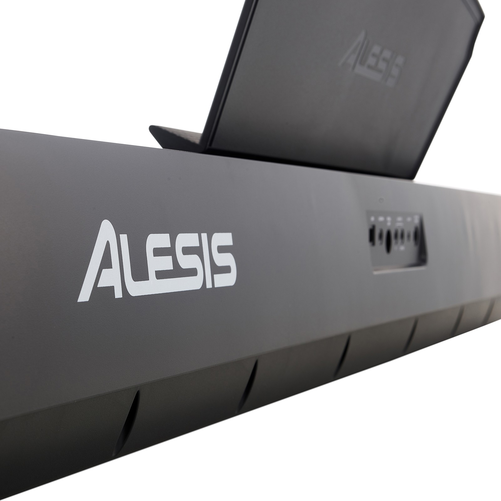 Alesis Logo am Prestige Artist Digitalpiano