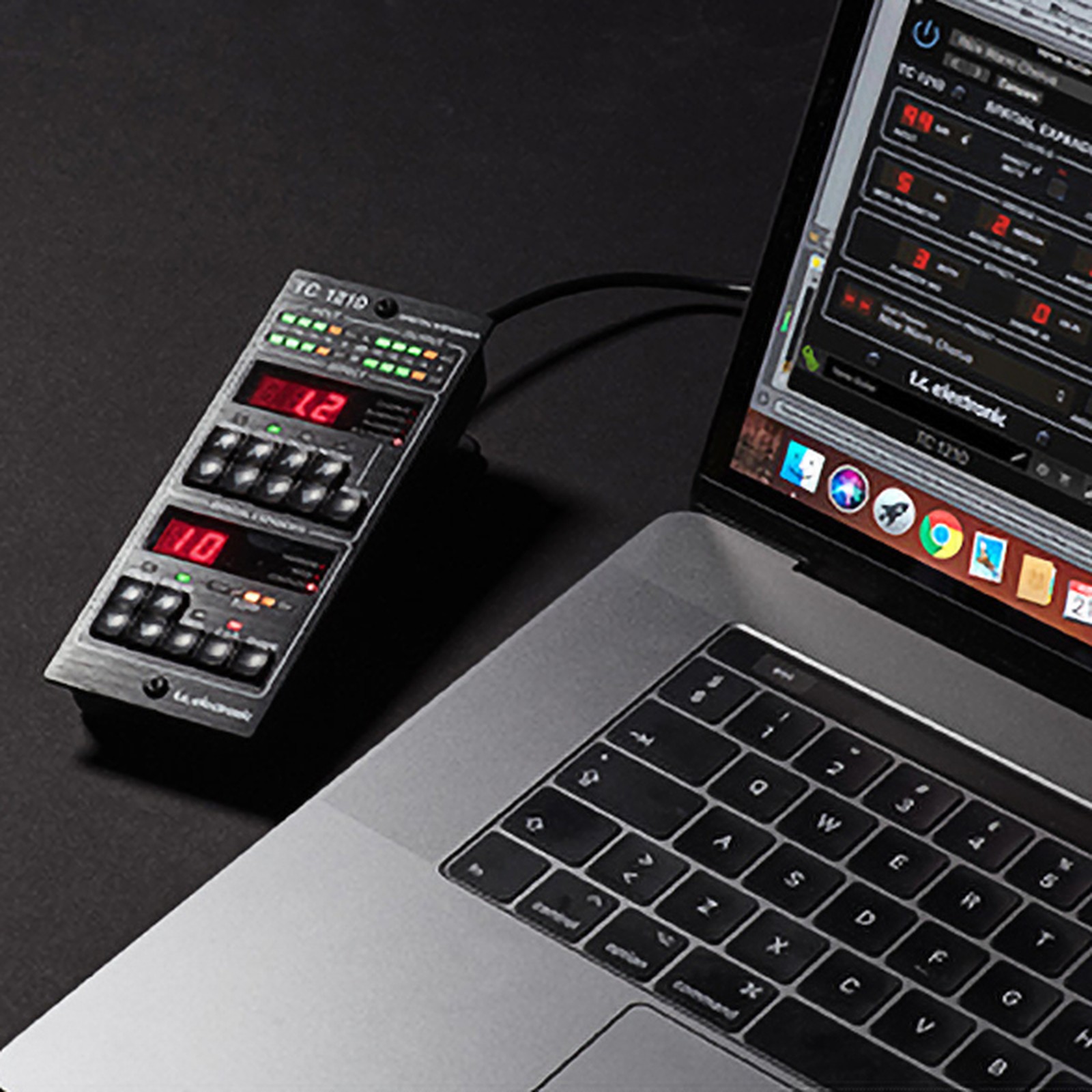 Plugin Spacial Expander TC Electronic TC1210-DT en situation avec un ordinateur portable