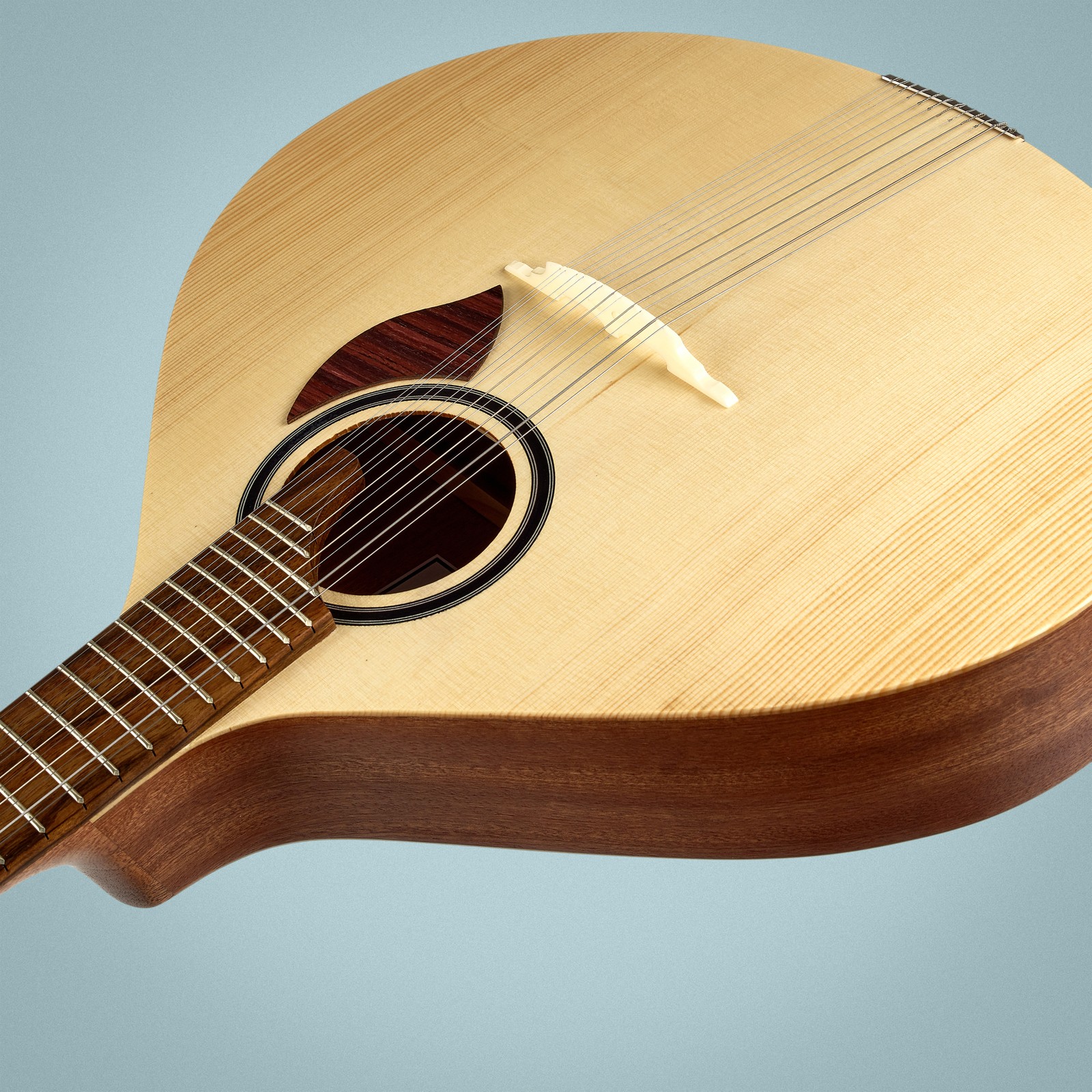 Thomann Fado Guitar Standard mit massiver Fichtendecke