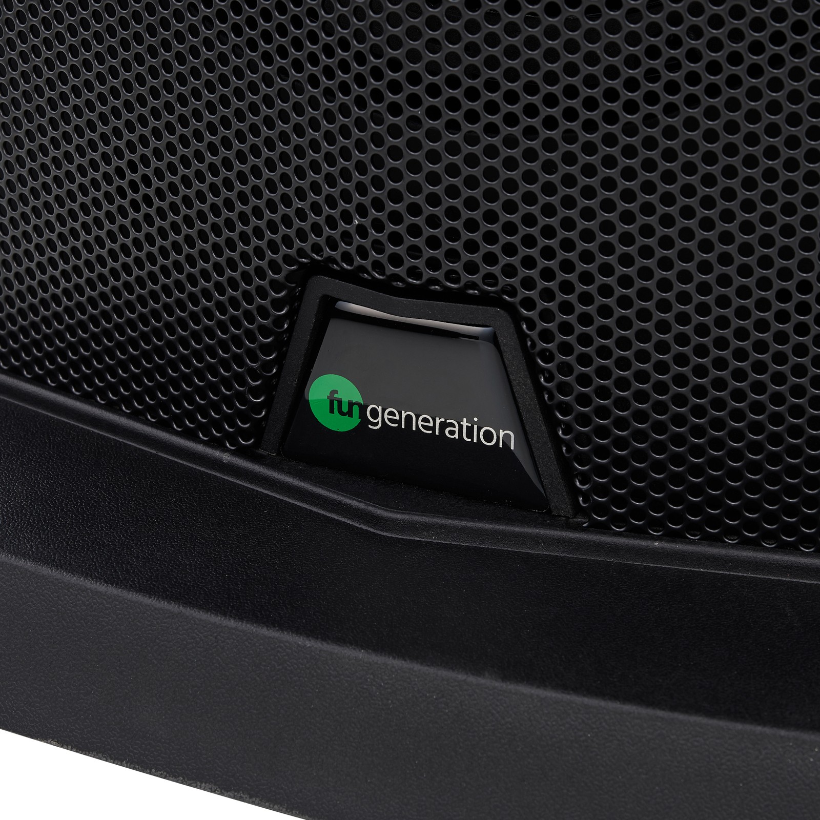 Fun Generation Logo am Frontgitter