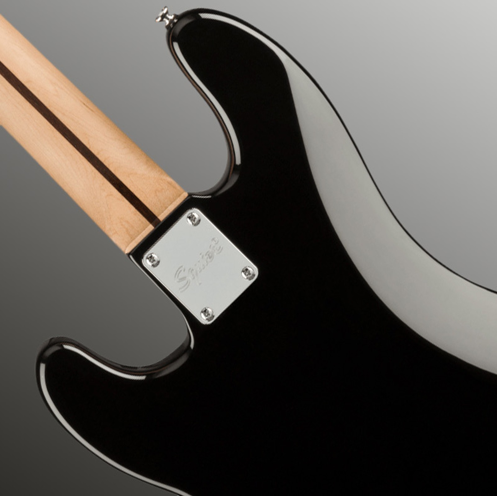 Schraubhalsverbindung auf der Rückseite des schwarzen Squier Affinity PJ Precision Jazz E-Bass