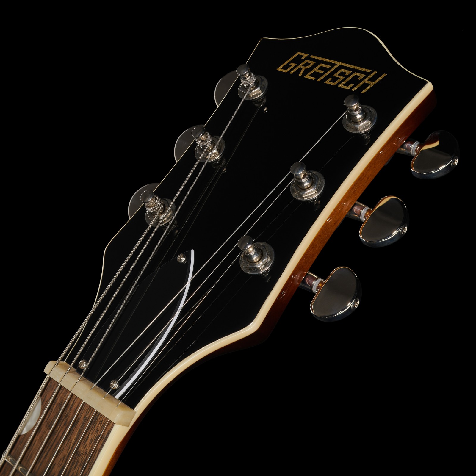 Kopfplatte der Gretsch G2420T HB Streamliner E-Gitarre