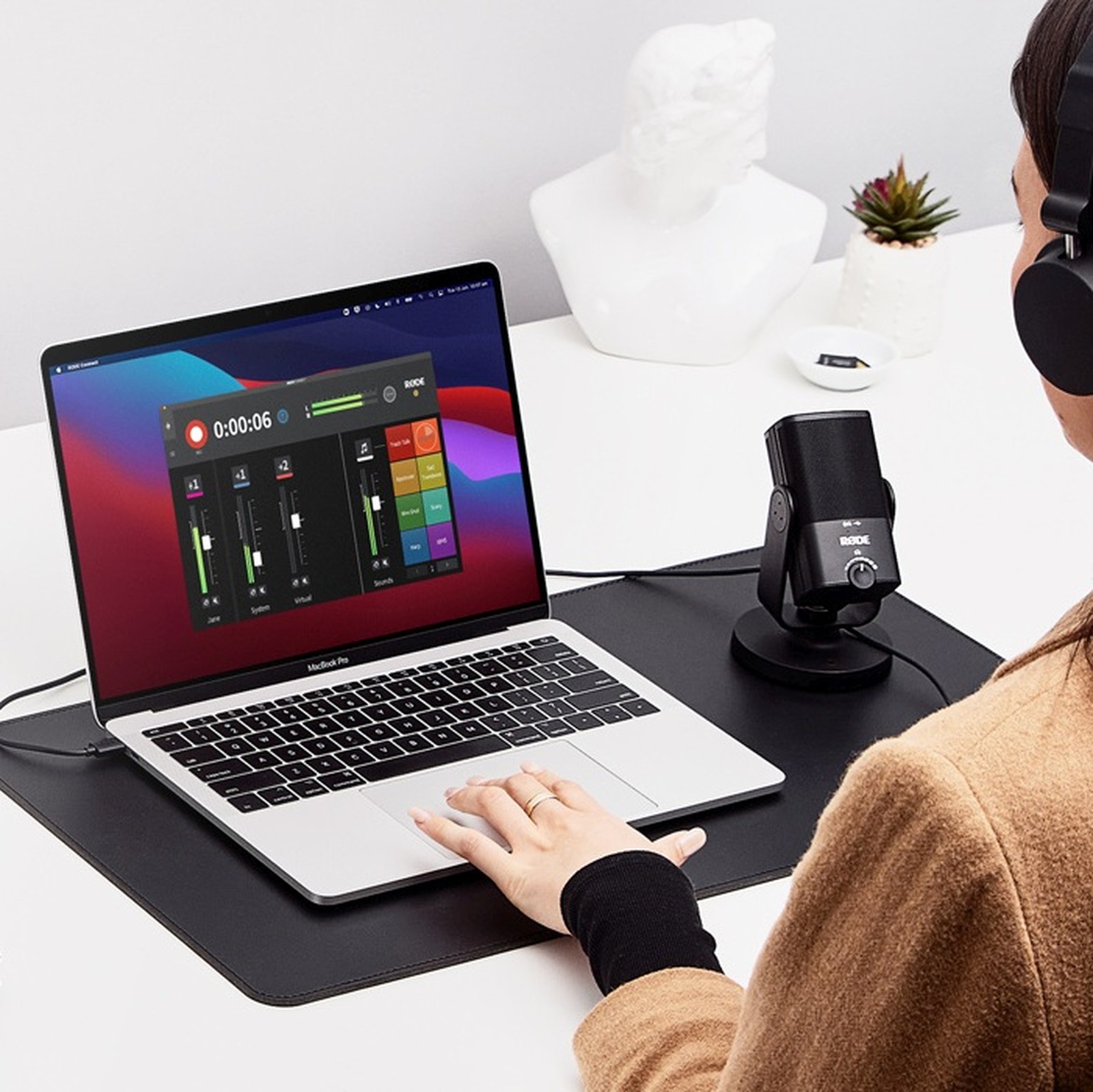 Rode NT-USB Mini Kondensatormikrofon im Einsatz