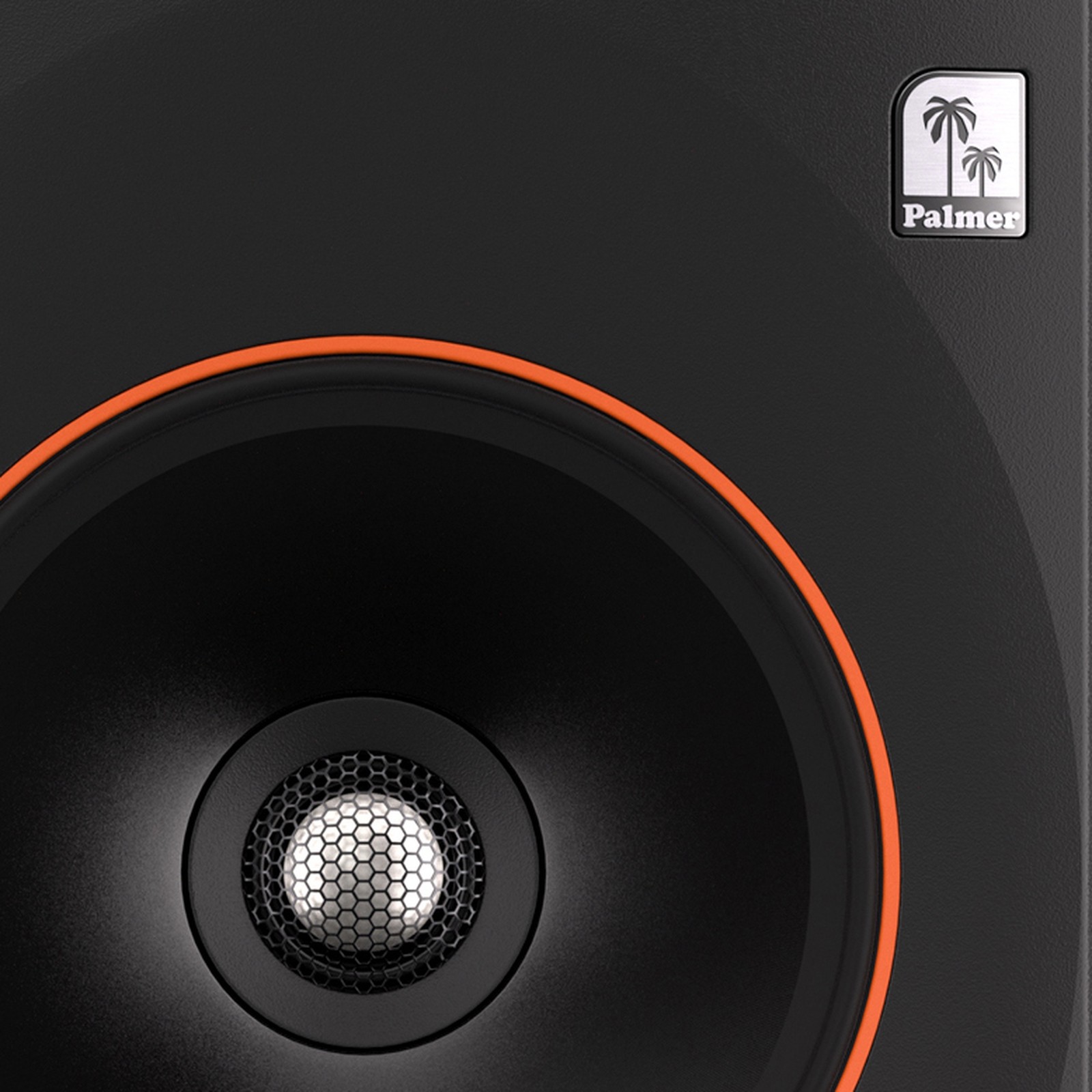 Frontgitter des Palmer Orbit 11 Black mit Herstellerlogo