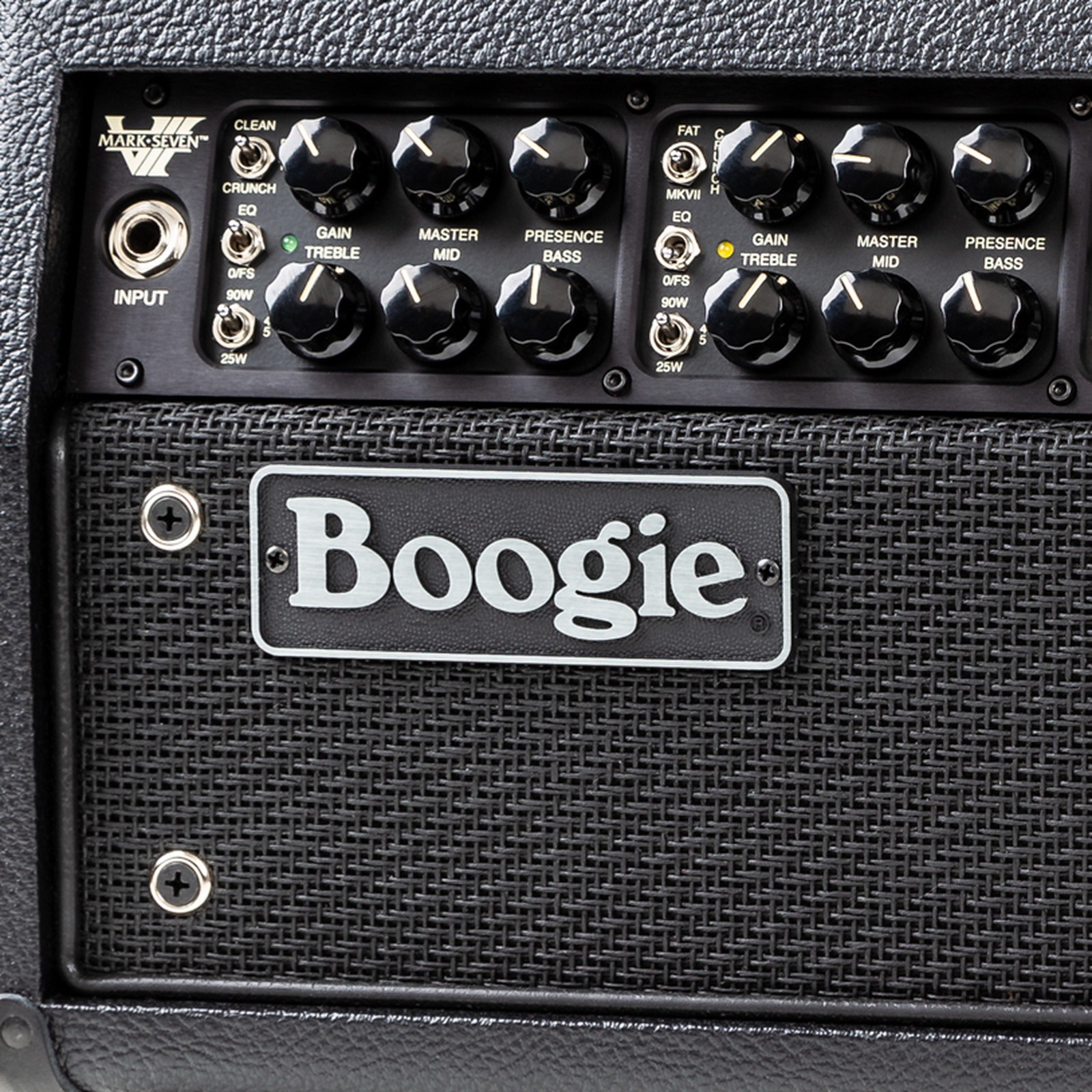 Bedienelemente auf der Frontseite des Mesa Boogie Mark VII Head mit Herstellerlogo