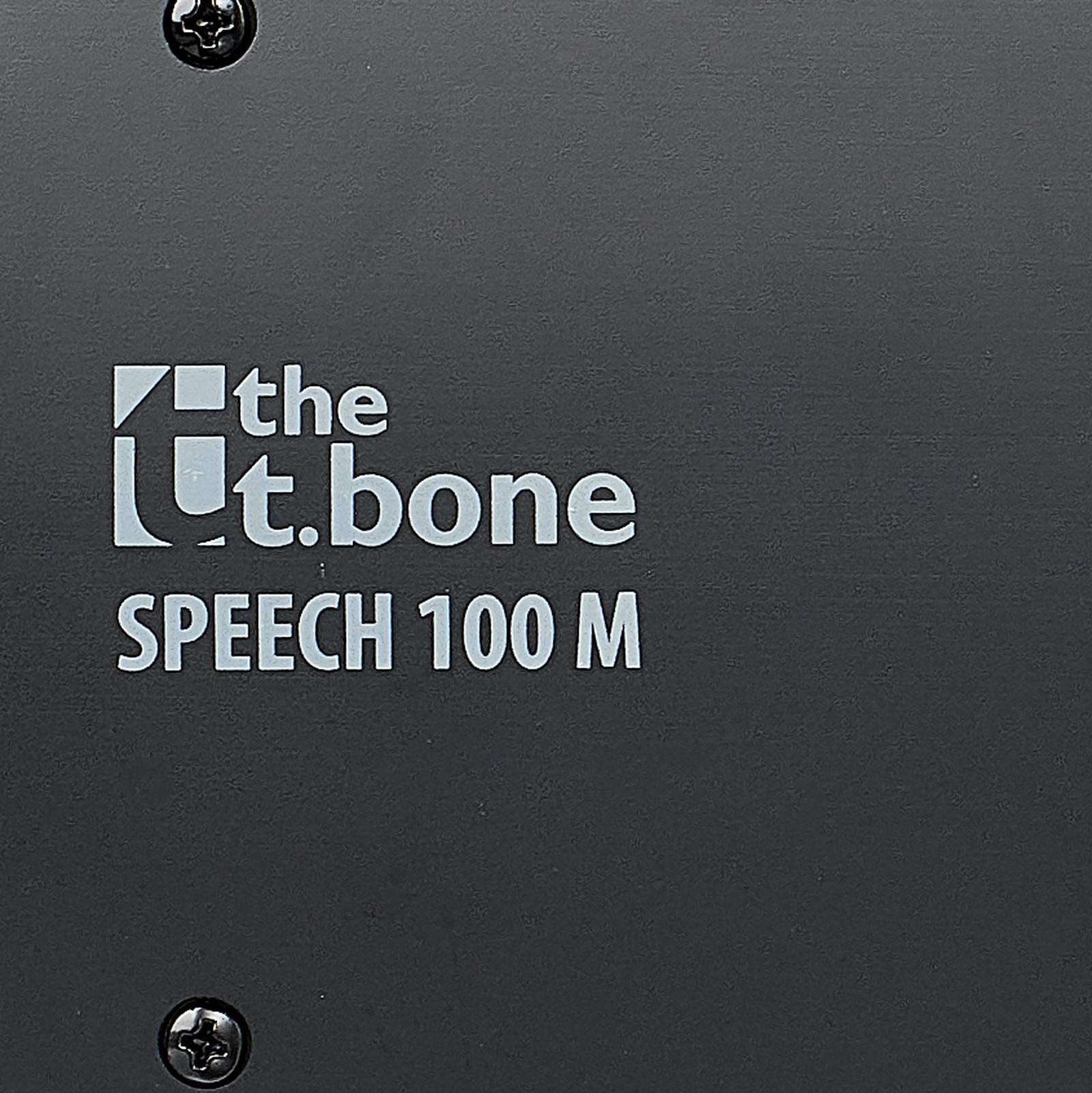 the t.bone Logo am Speech 100 M Steuerzentrale für digitales Konferenzsystem