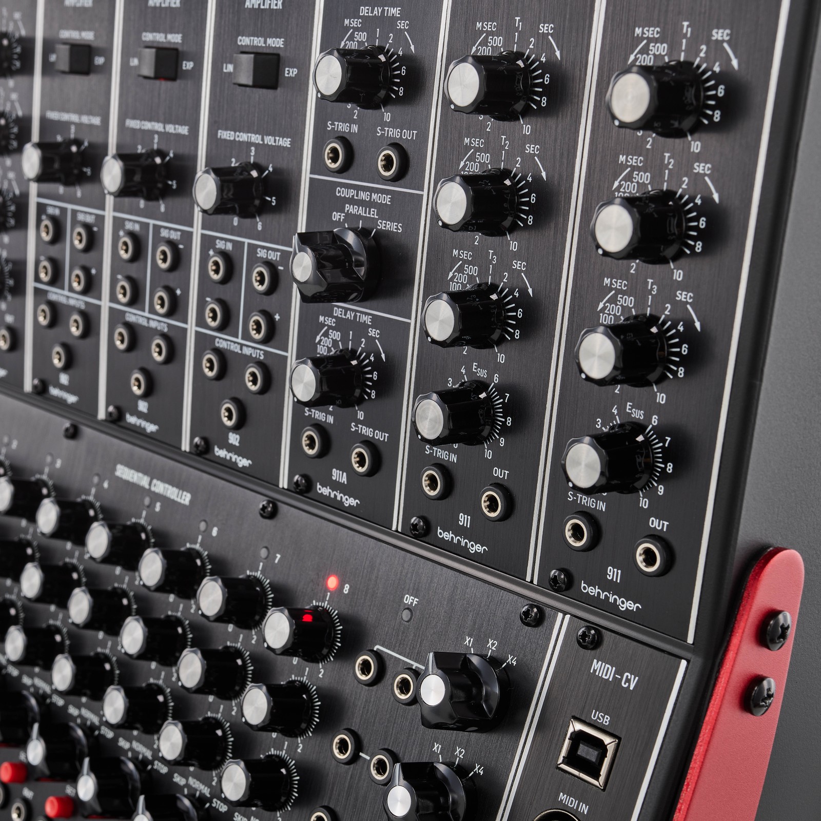 Behringer System 55 Modul-Synthesizer