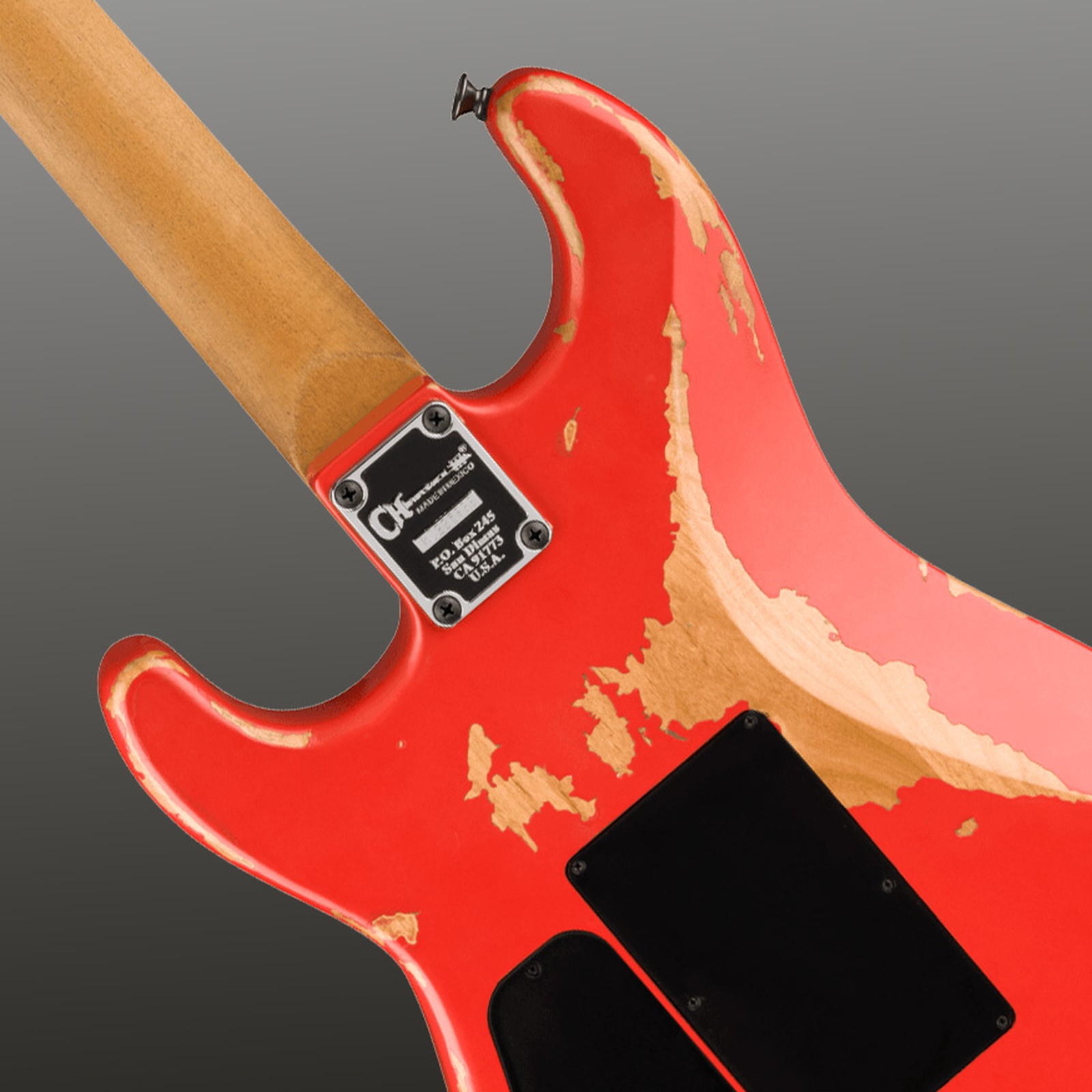 Geschraubter Hals auf der Rückseite der Relic-Gitarre Charvel Pro Mod REL SRS SD1 HH WOR