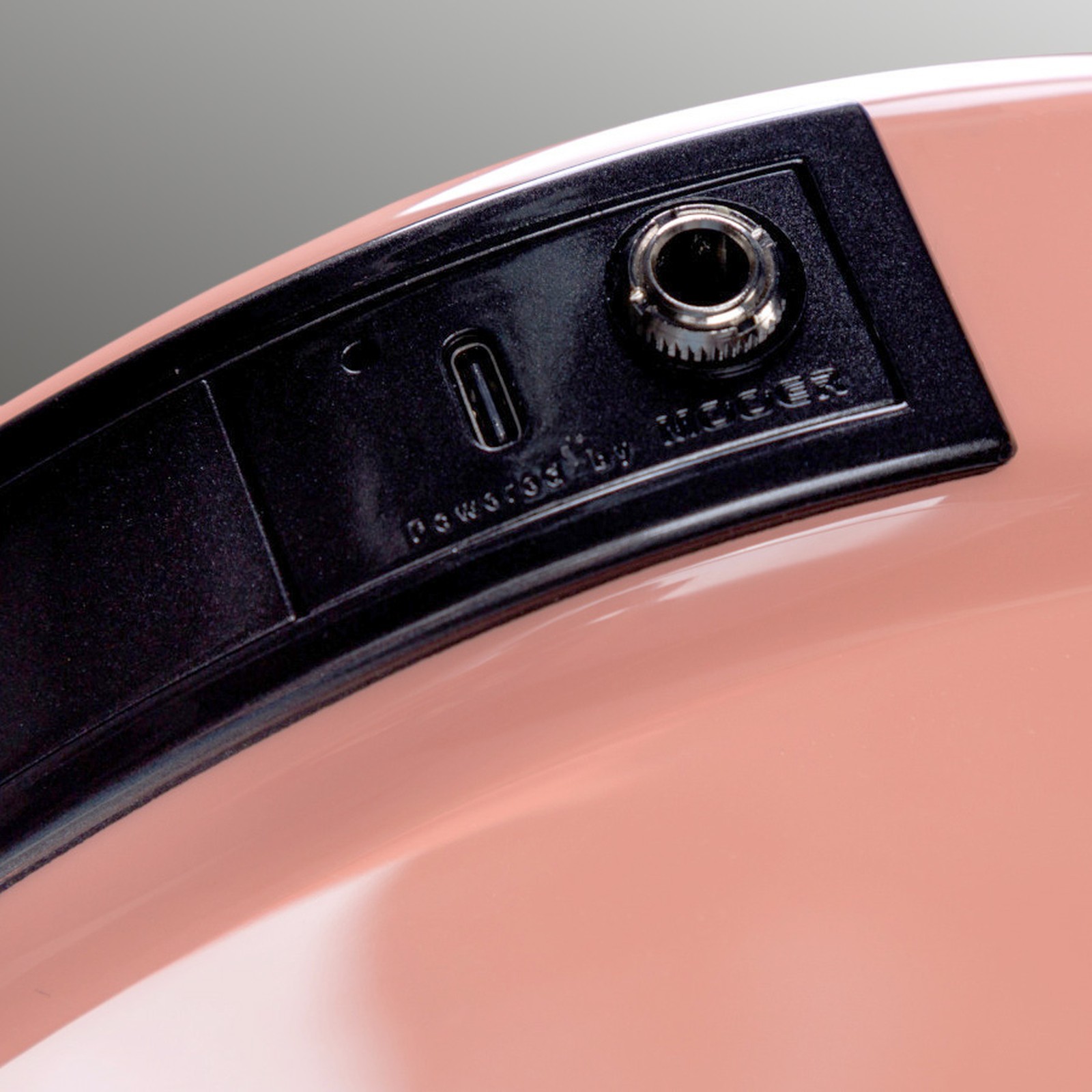 Anschlüsse der Mooer GTRS Guitar Professional 801 FP