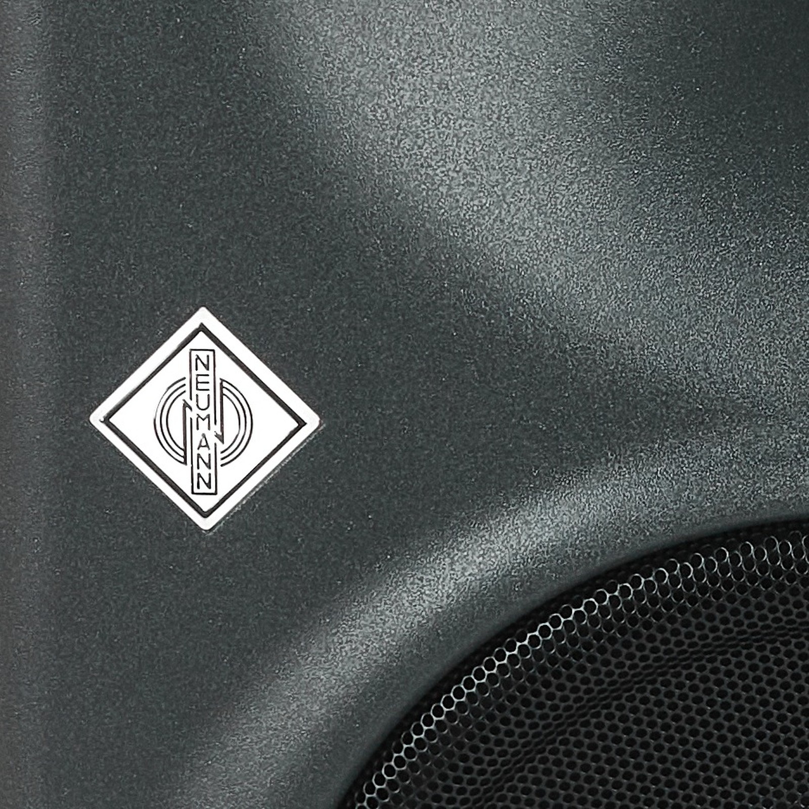 Neumann KH 150 Herstellerlogo