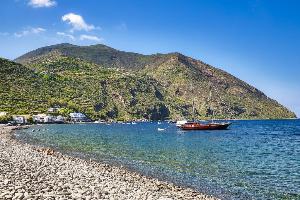 Spiaggia a Filicudi