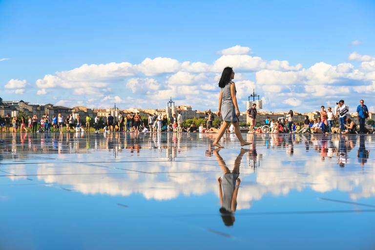 Bordeaux place bourse mirroir