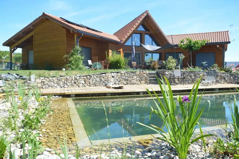 Chambre d'hôtes in Auvergne with natural pond and wooden chalet