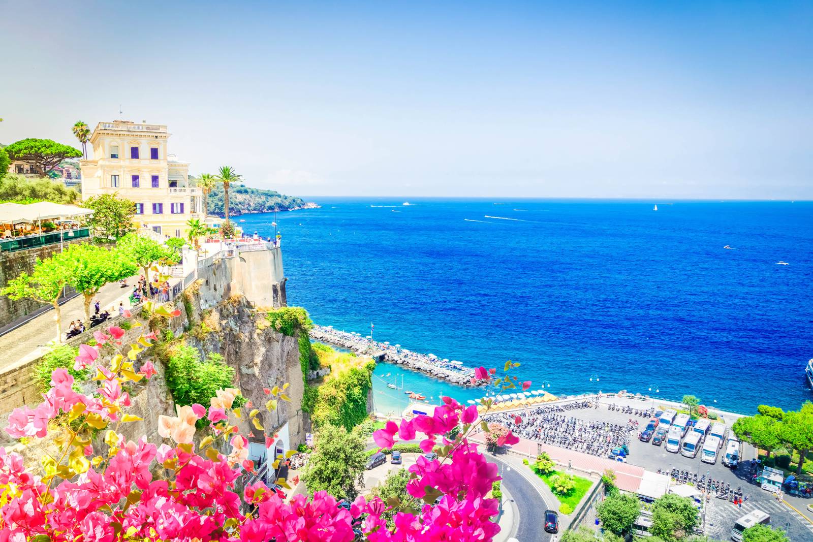 Panrama da Sorrento, mare e sole