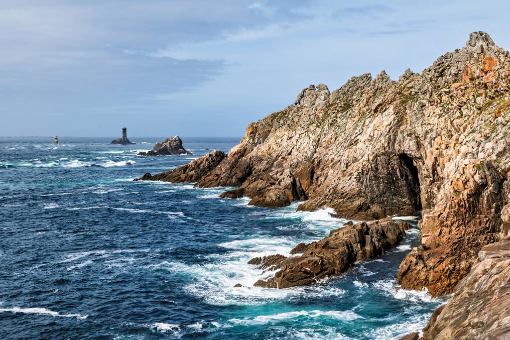 Vue de la Pointe du Raz en pendant un séjour en chambre d'hôtes en Bretagne