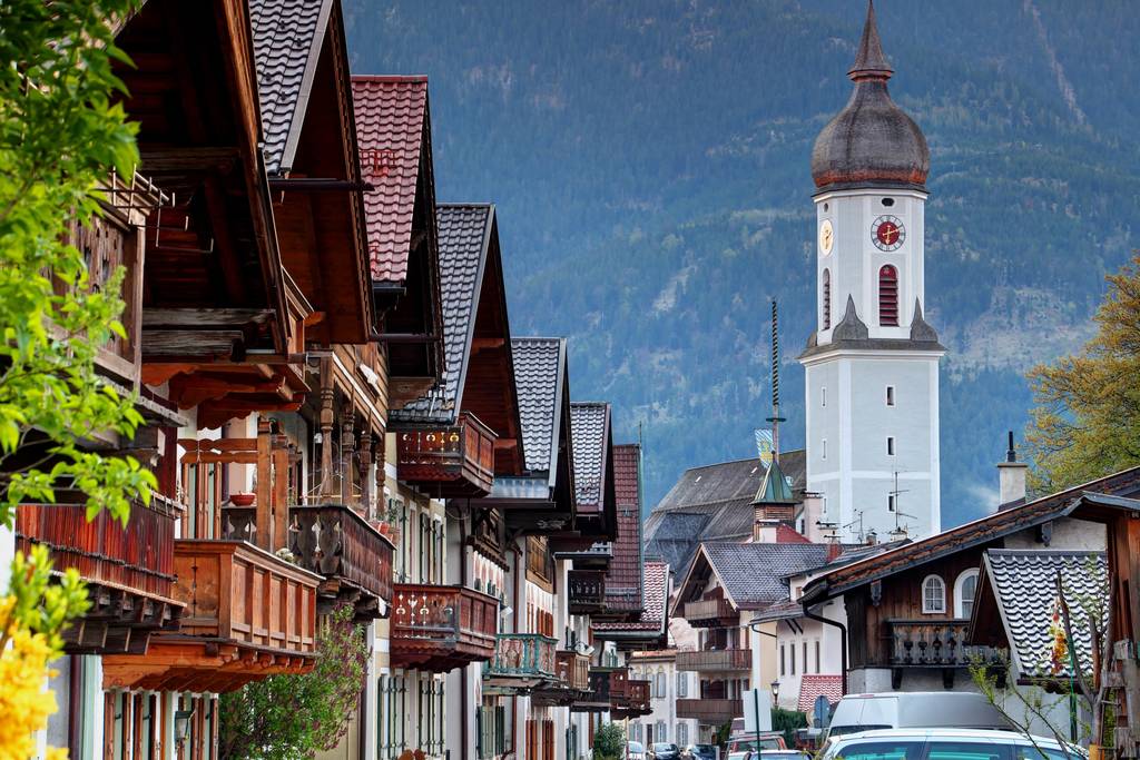 Garmisch-Partenkirchen  - fuga in Baviera