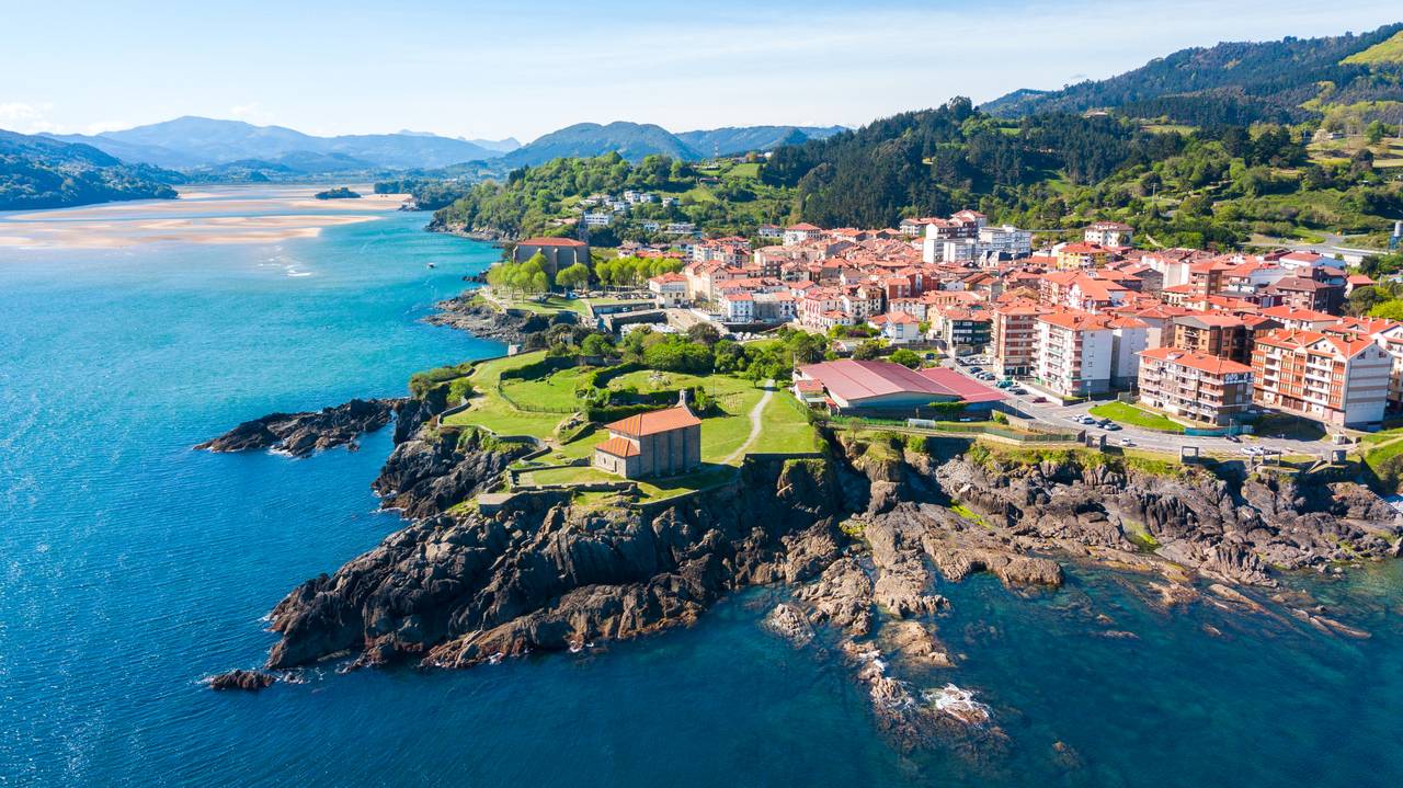 vista aerea del mar en Mundaka