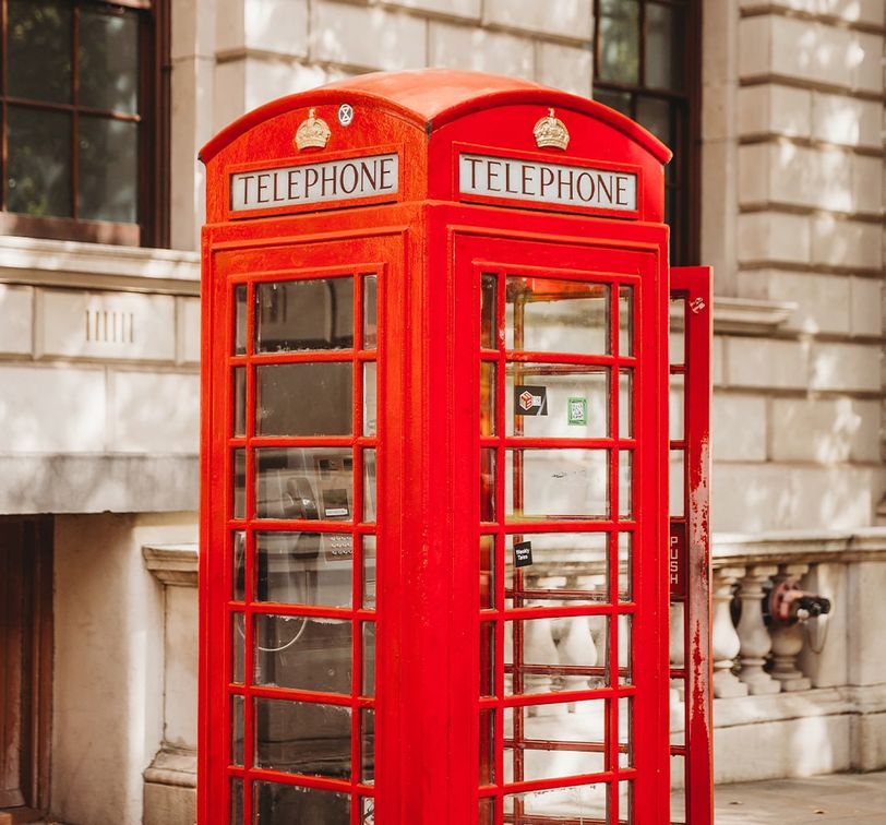 A red telephone booth