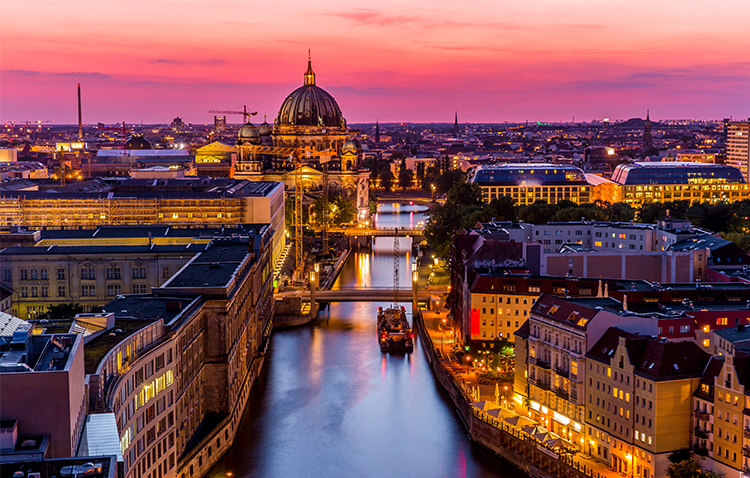 Oktoberfest: Berlin to Munich