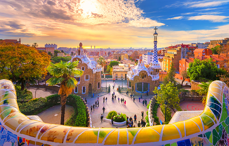 Barcelona: City Experience (Plus)