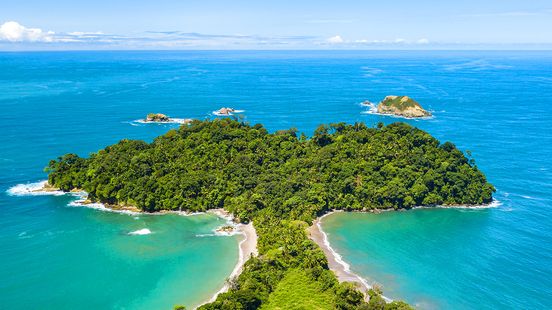 Costa Rica for Solo Travelers: Volcanoes, Jungles & Beaches | EF Go ...