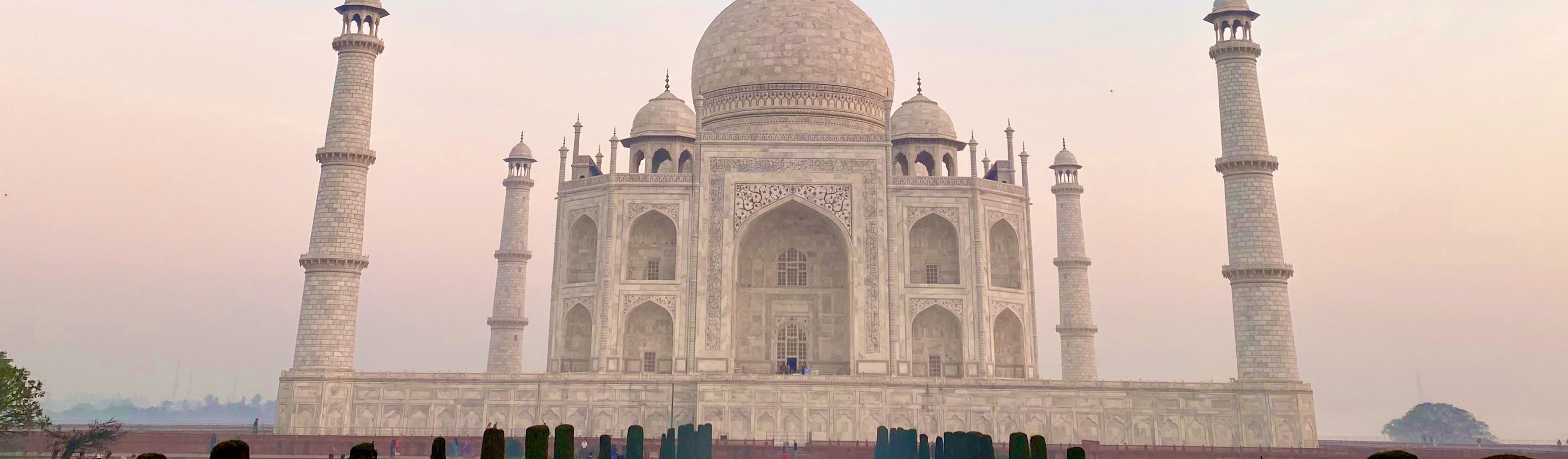 taj mahal in agra india at sunset