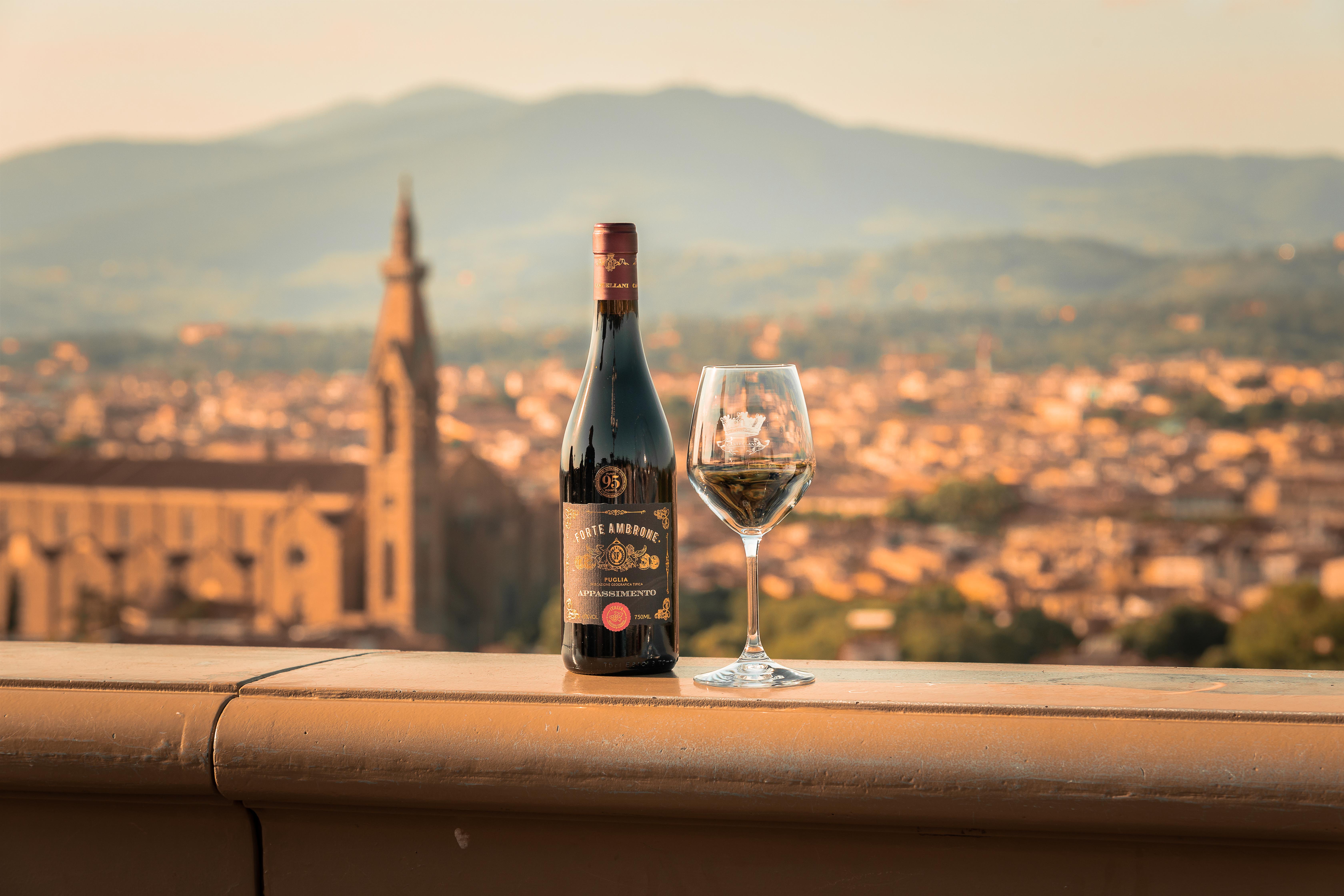 Wine windows in Florence An Italian tradition that’s making a comeback