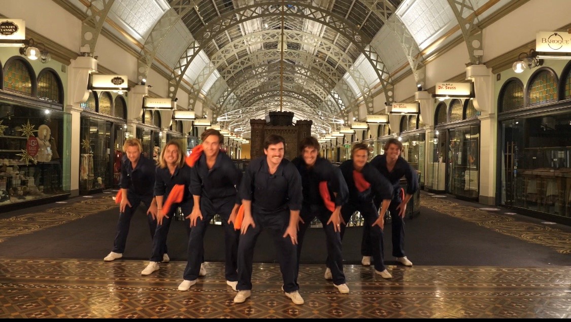 The Inspired Unemployed keeping it clean at the QVB