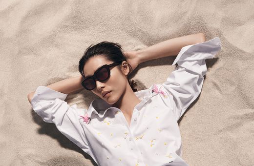 Sunglass Hut | New Collection: Prada