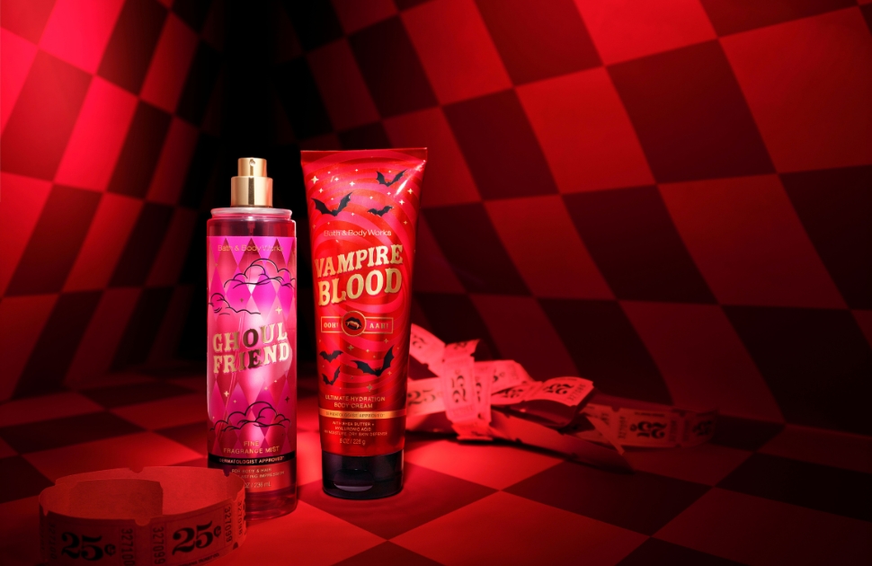 Bath & Body Works | Step Right Up To Halloween