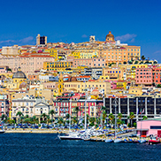 Cagliari – La capitale che respira mare, storia e vita notturna tutto l'anno