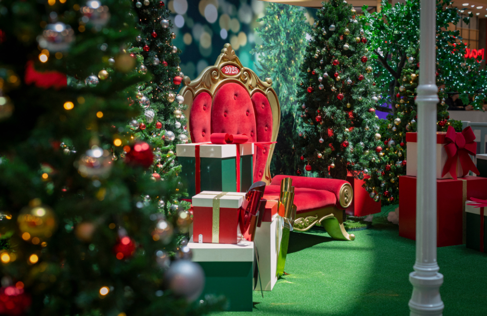 A special moment and photo with Santa