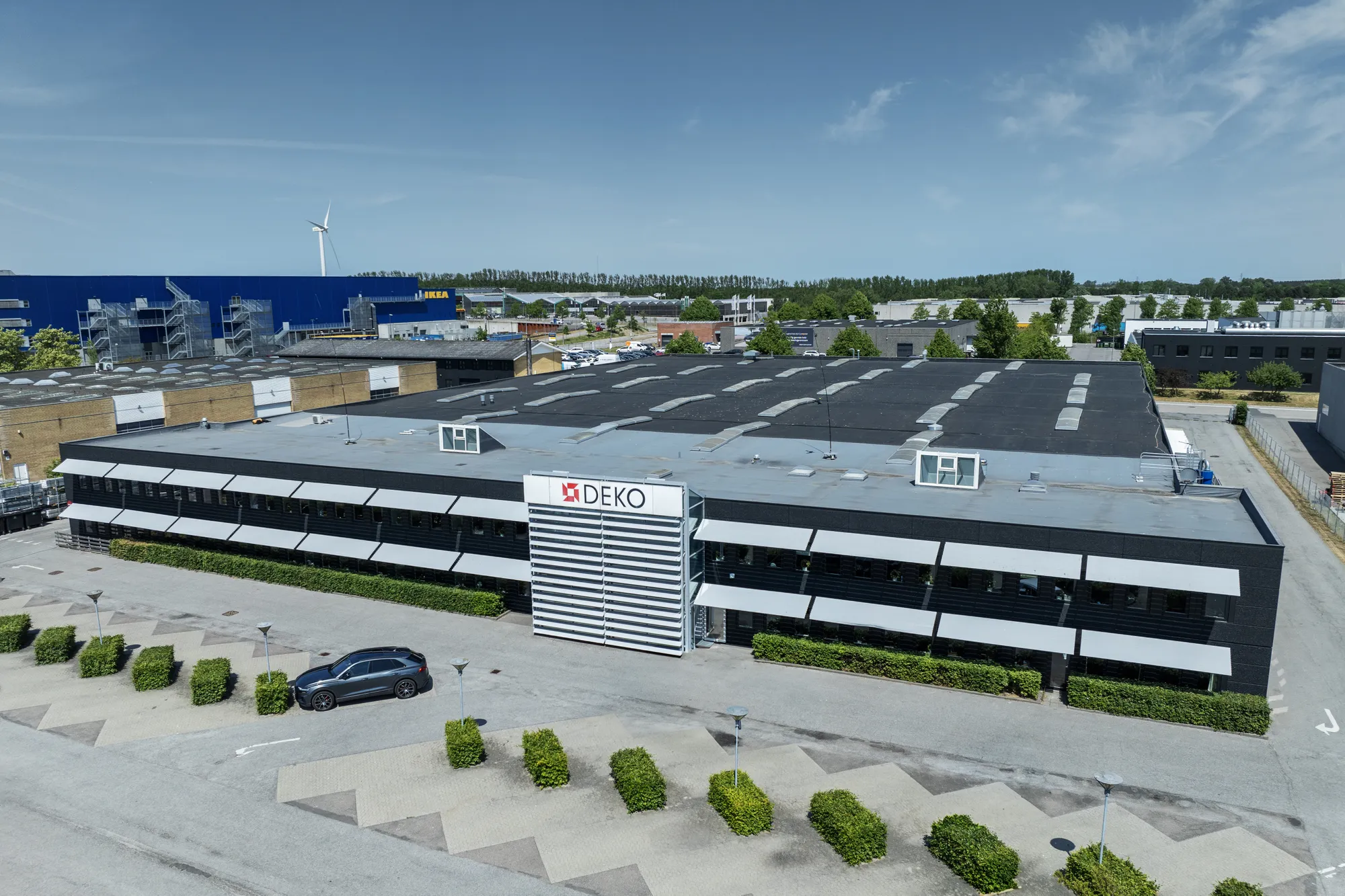 DEKOs hovedkontor og produktion i Taastrup set fra luften