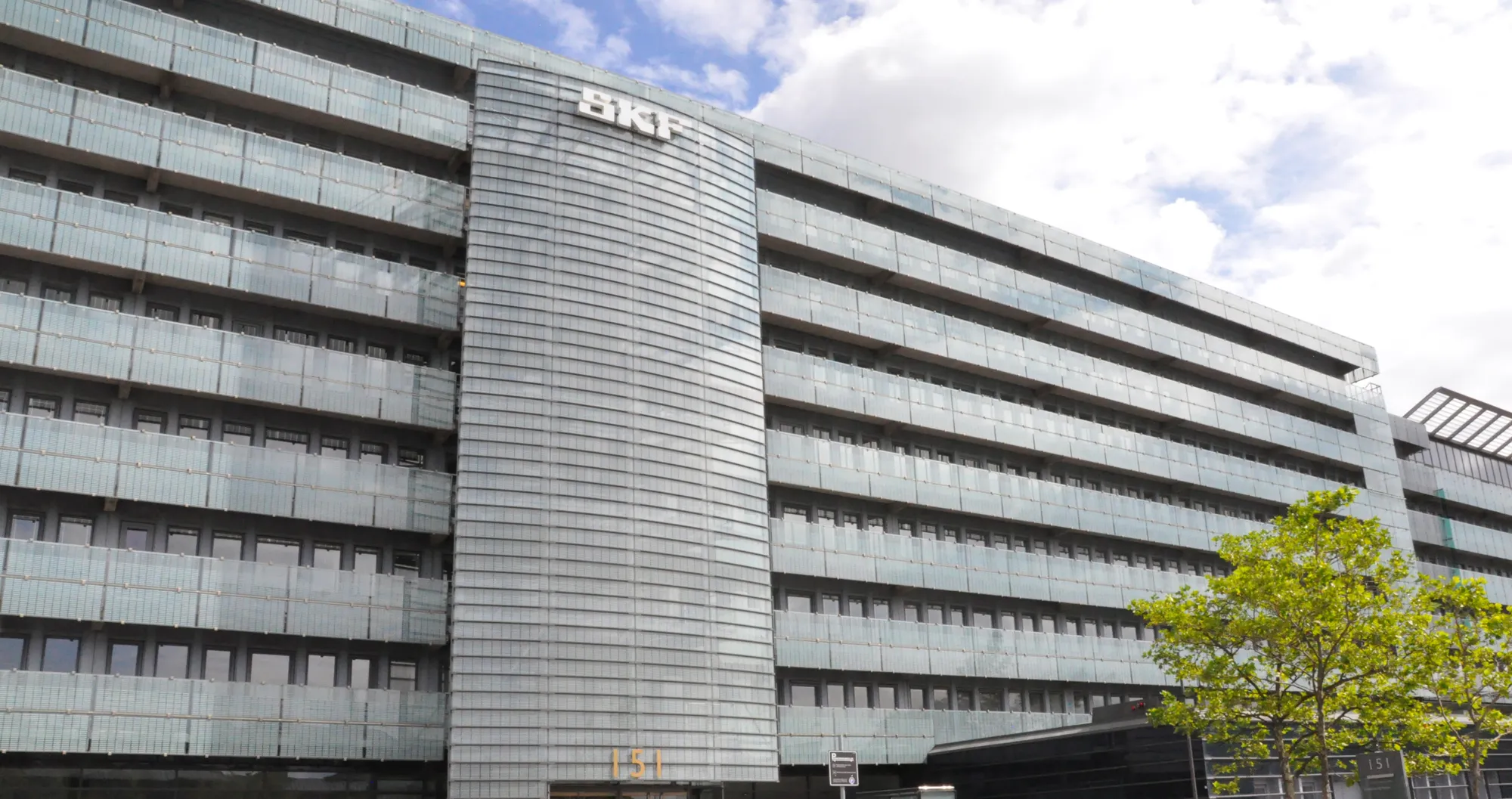 DEKO Hoved- og Totalentreprise renoverer nyt lejemål på ikonisk erhvervsbyggeri