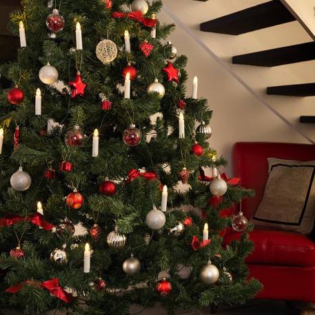 Joulukuusen satuolennot