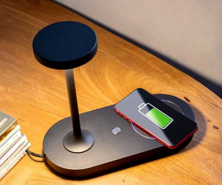 Wireless best sale charge lamp