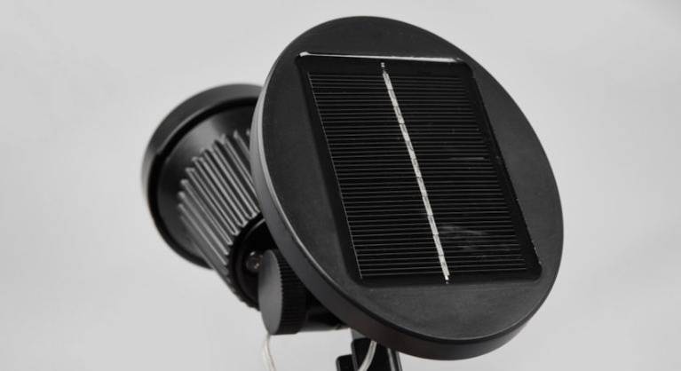 Solar Lighting For The Garden | Lights.co.uk