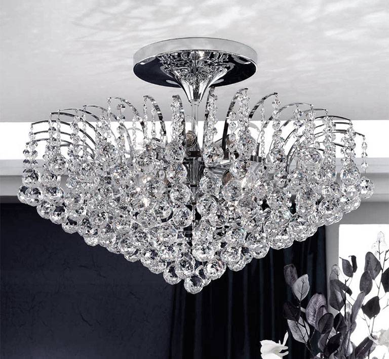 Taklamper i krystall