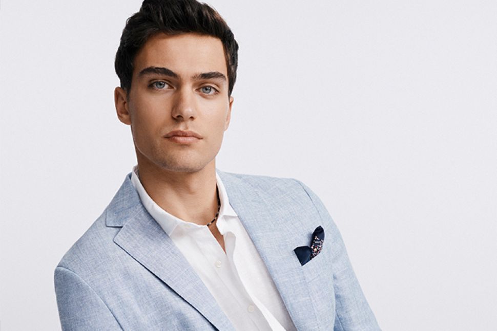 Van Heusen's Sale Frenzy