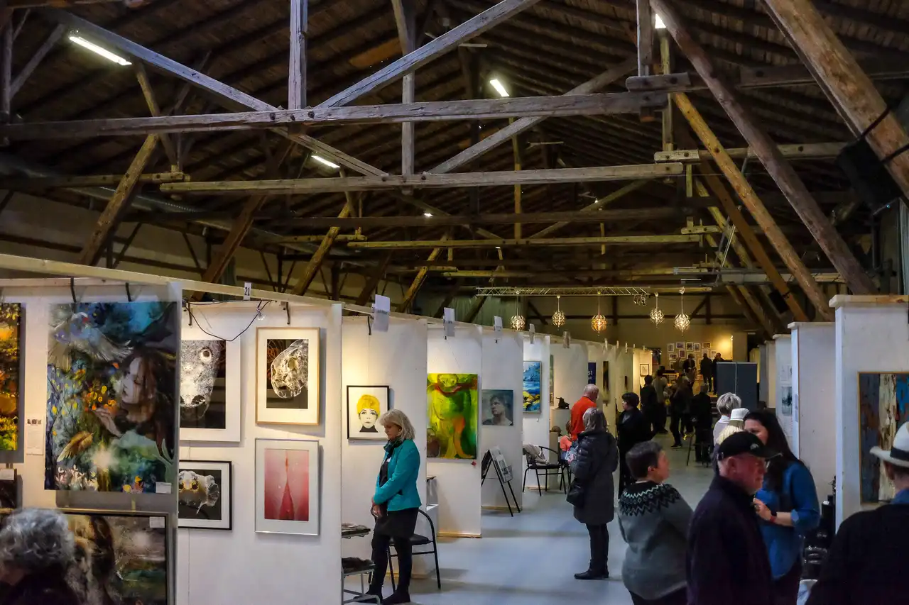 Abe skulptur ved kunstmessen Eventyrlig Kunst